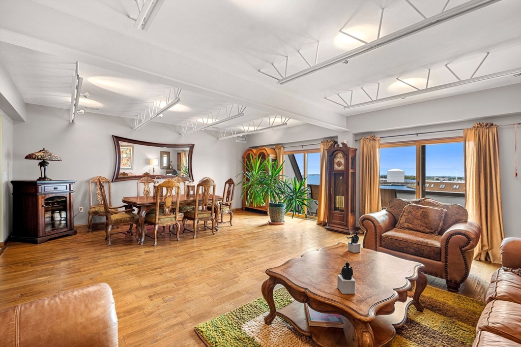 150 Lynnway # 702
