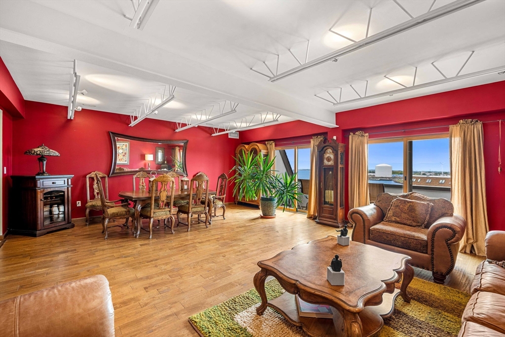 150 Lynnway # 702