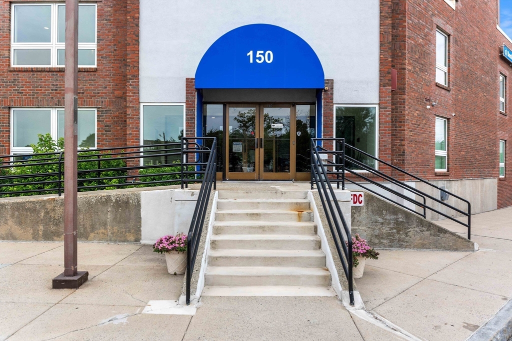 150 Lynnway # 702