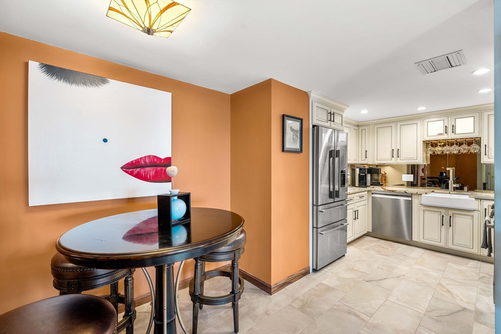 150 Lynnway # 702