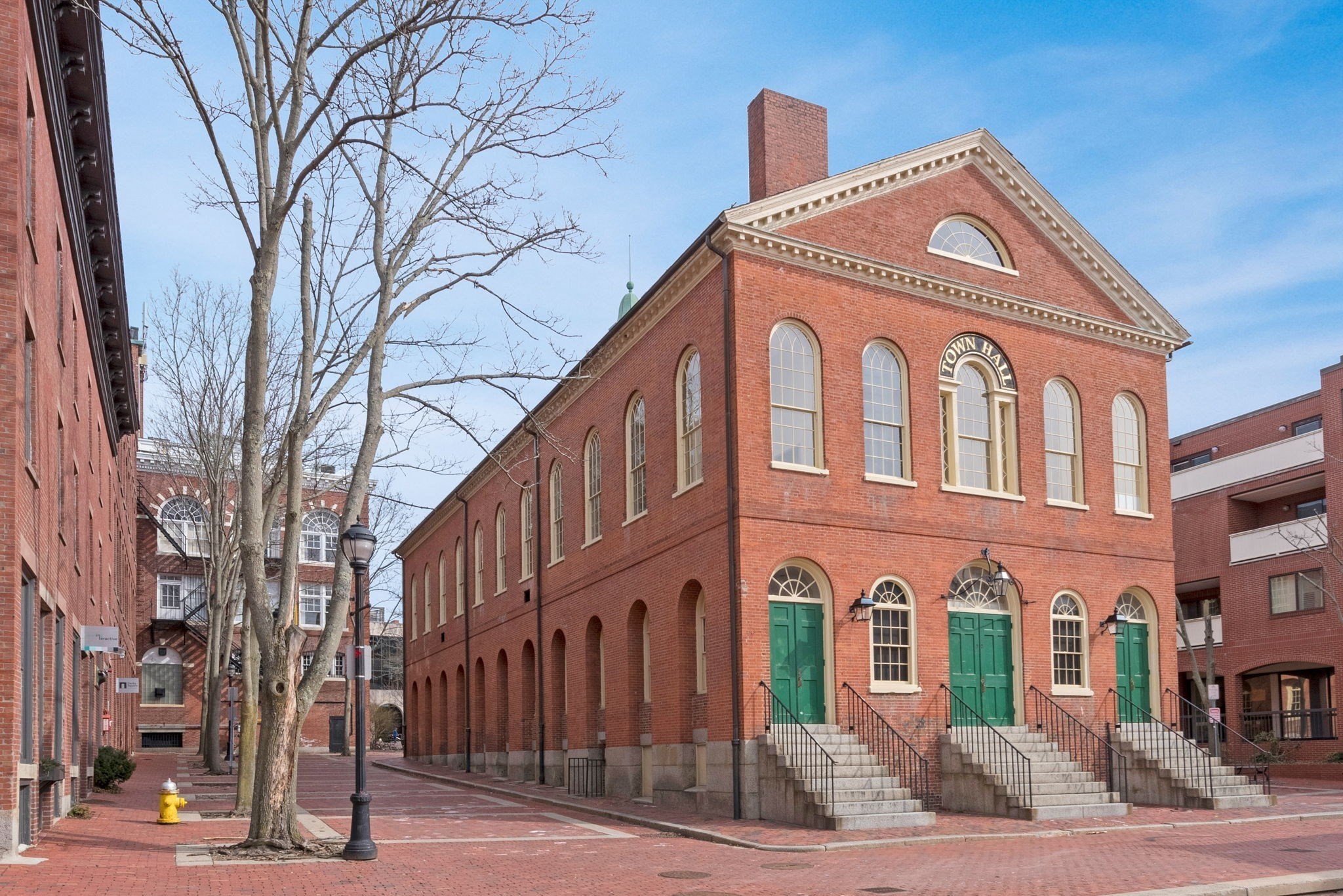 20 Central St # 106
