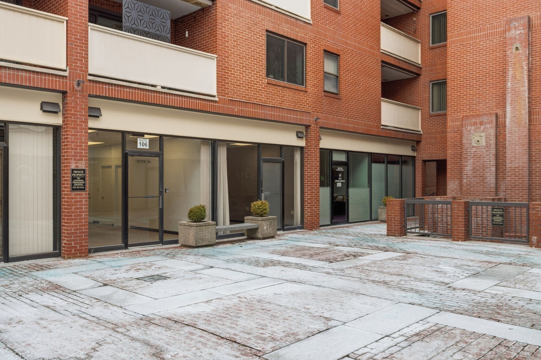 20 Central St # 106