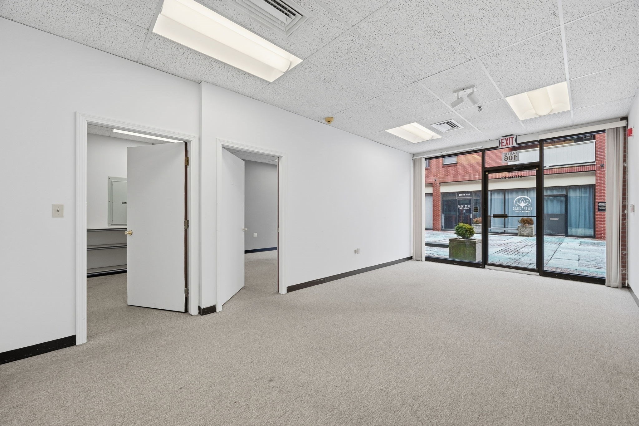 20 Central St # 106