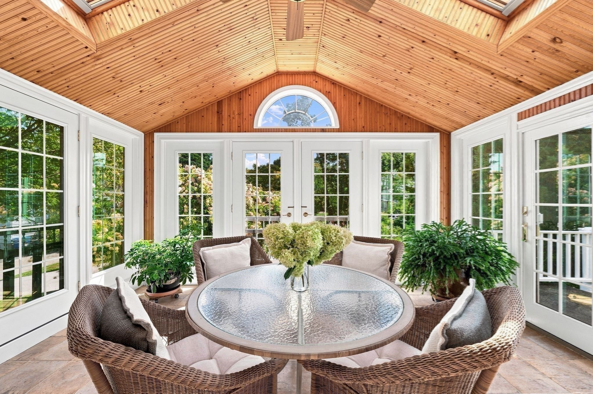 5 Ticehurst Ln