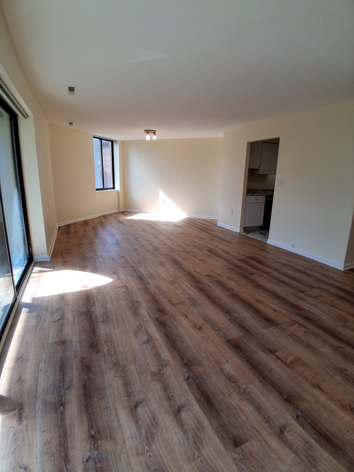 1004 Paradise Rd # 2M