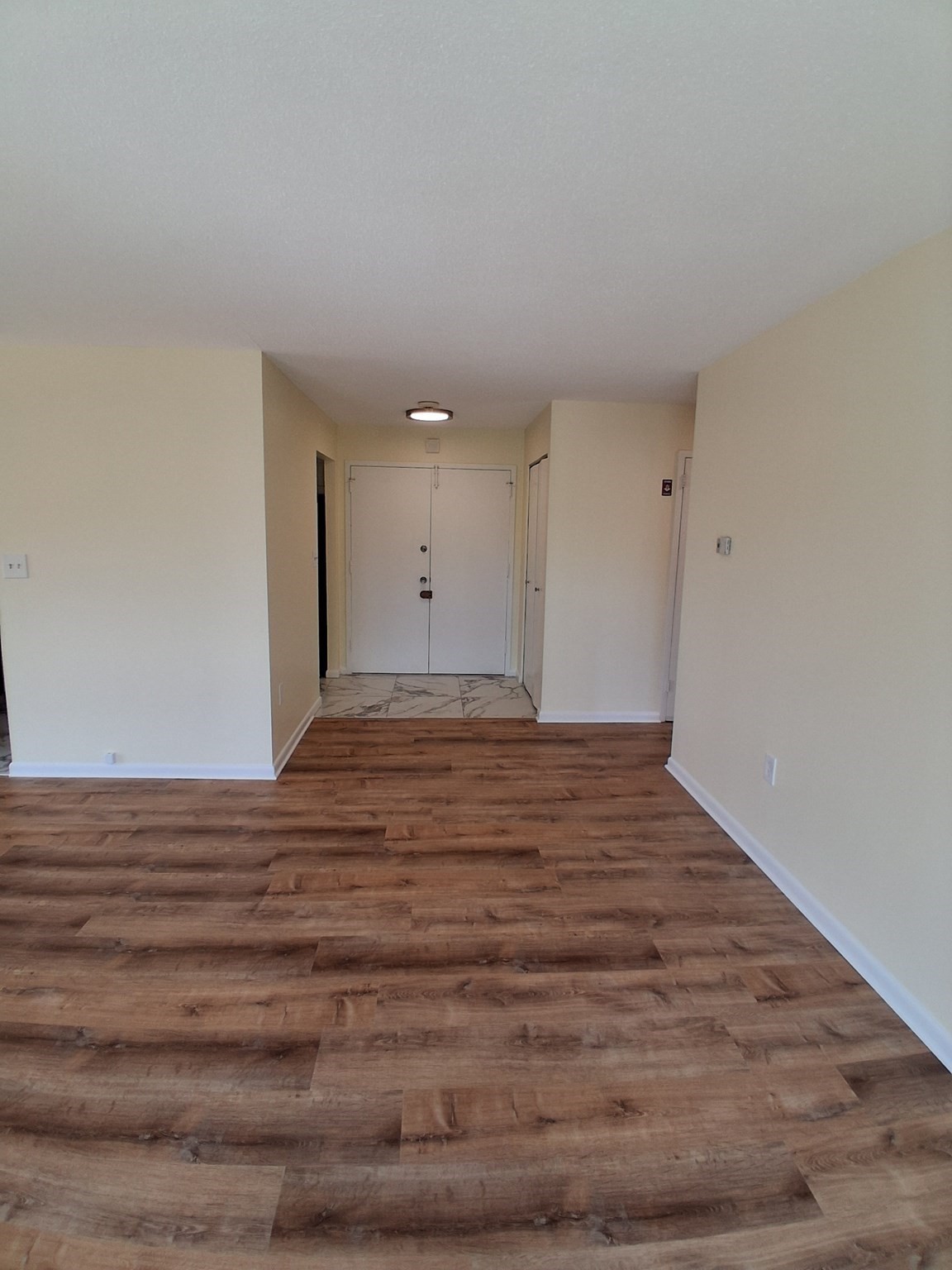 1004 Paradise Rd # 2M