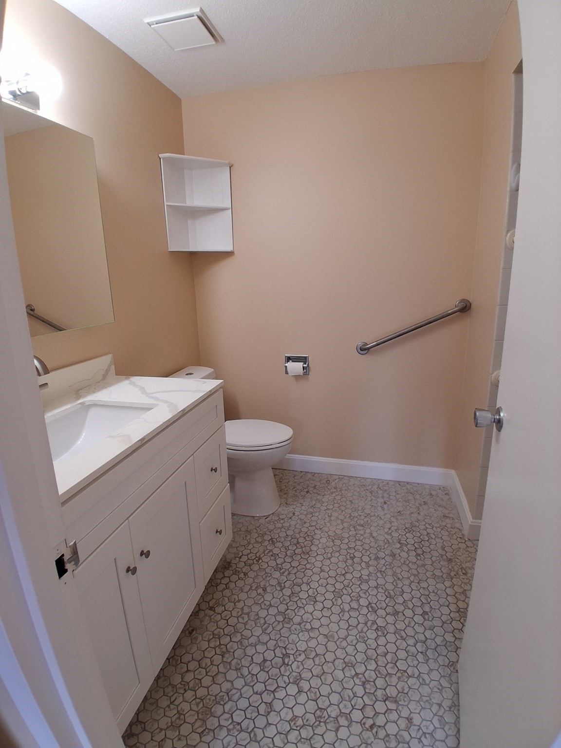 1004 Paradise Rd # 2M