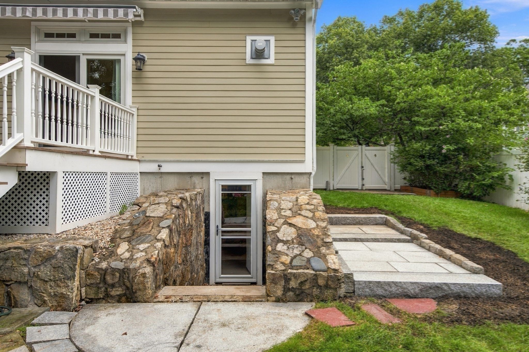 129 Summer Street