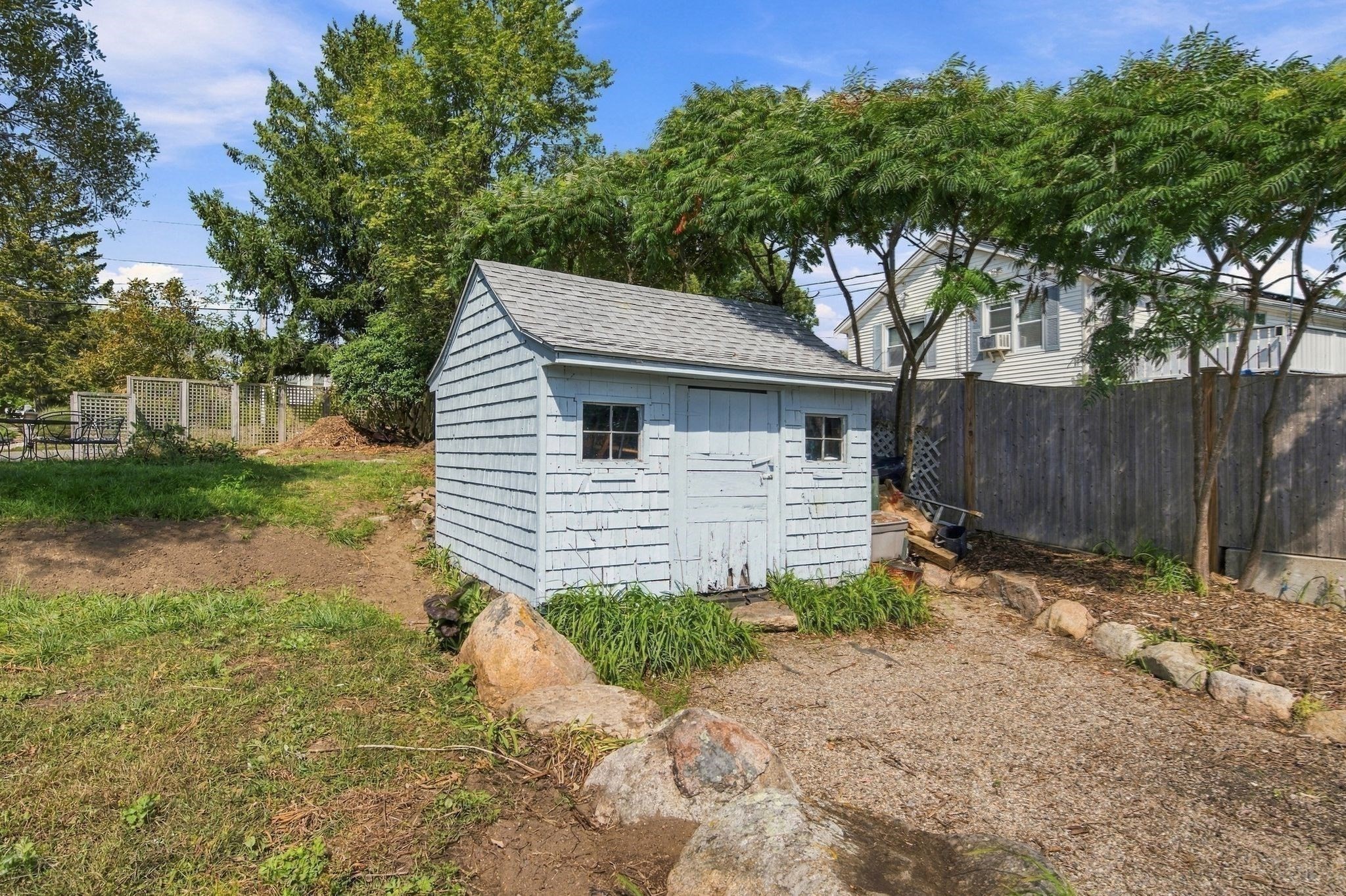 13 High Popples Rd