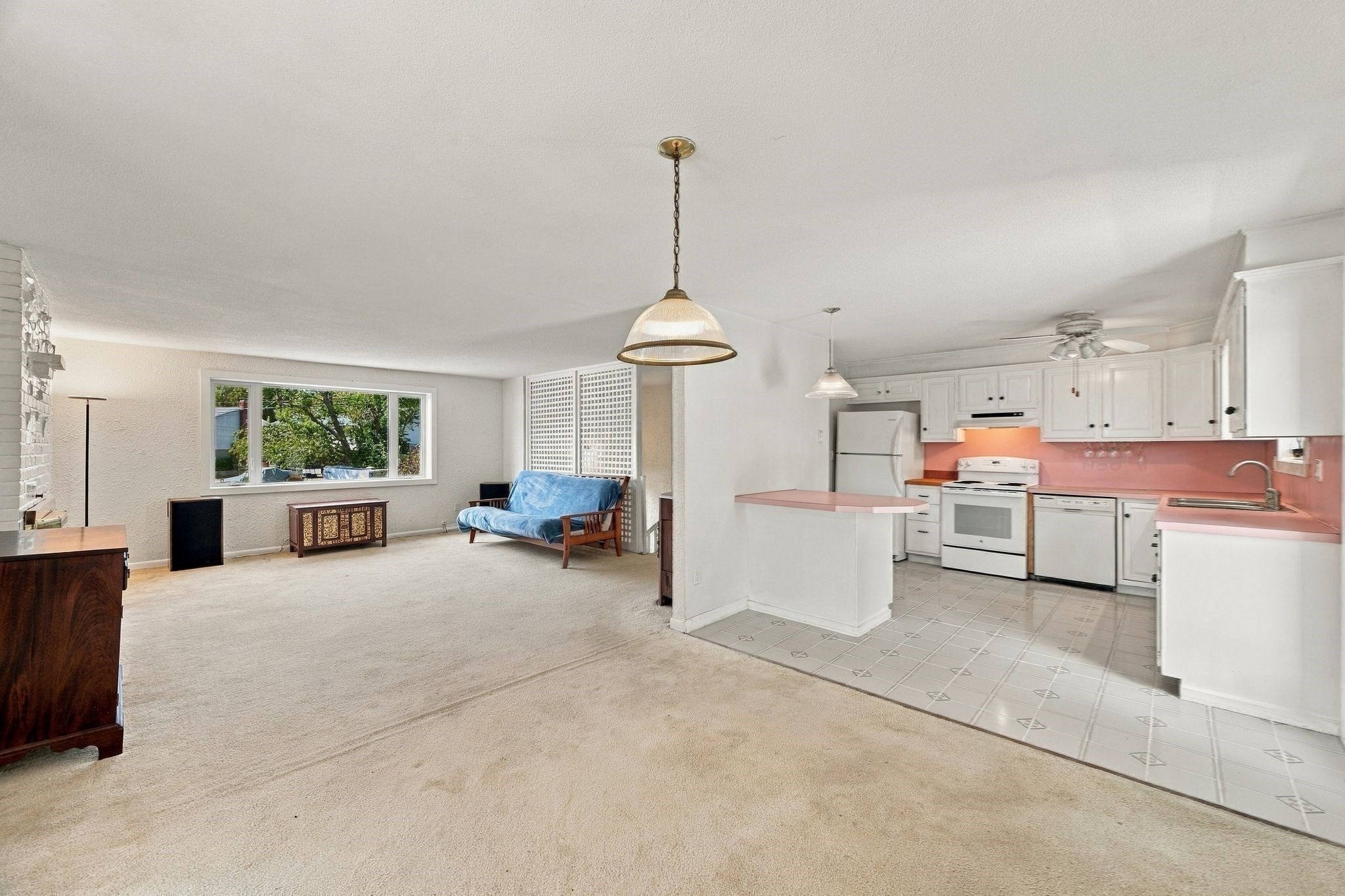 13 High Popples Rd