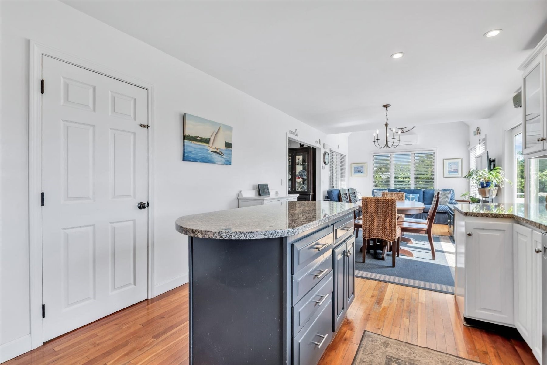 15 Iyanough Rd