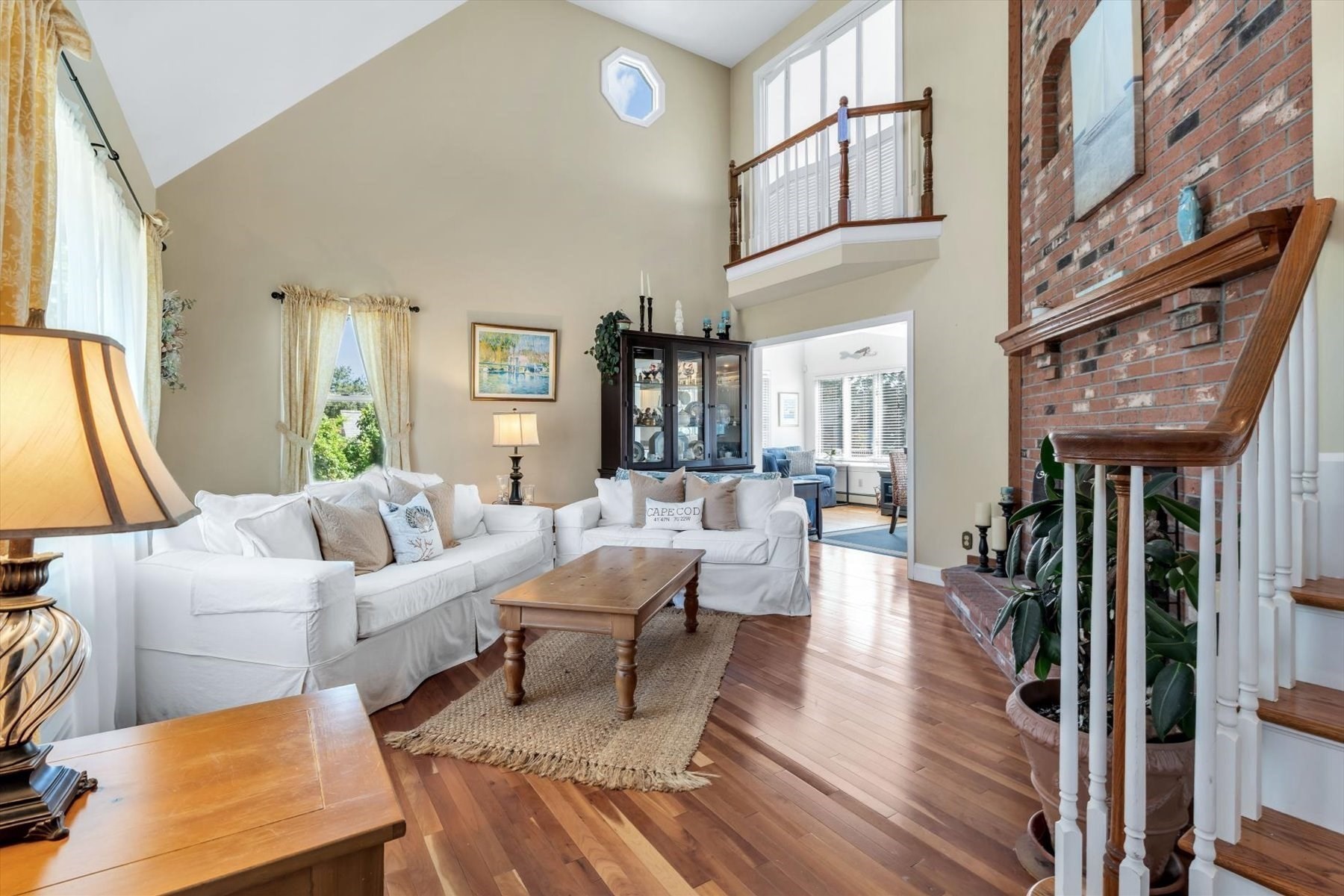 15 Iyanough Rd