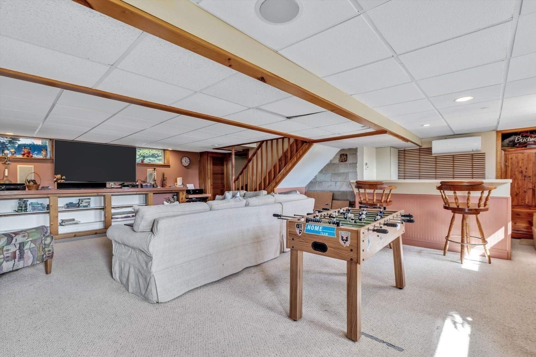15 Iyanough Rd