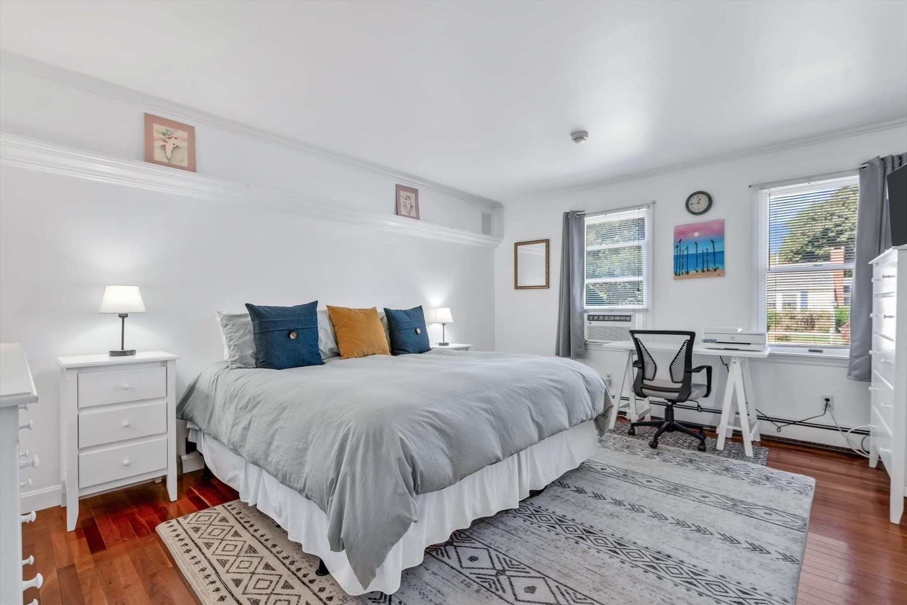 15 Iyanough Rd