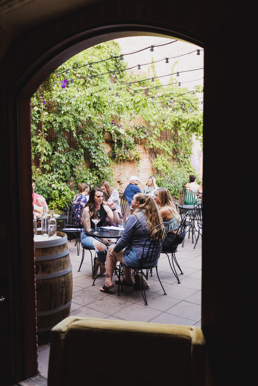 322 N Higgins Avenue