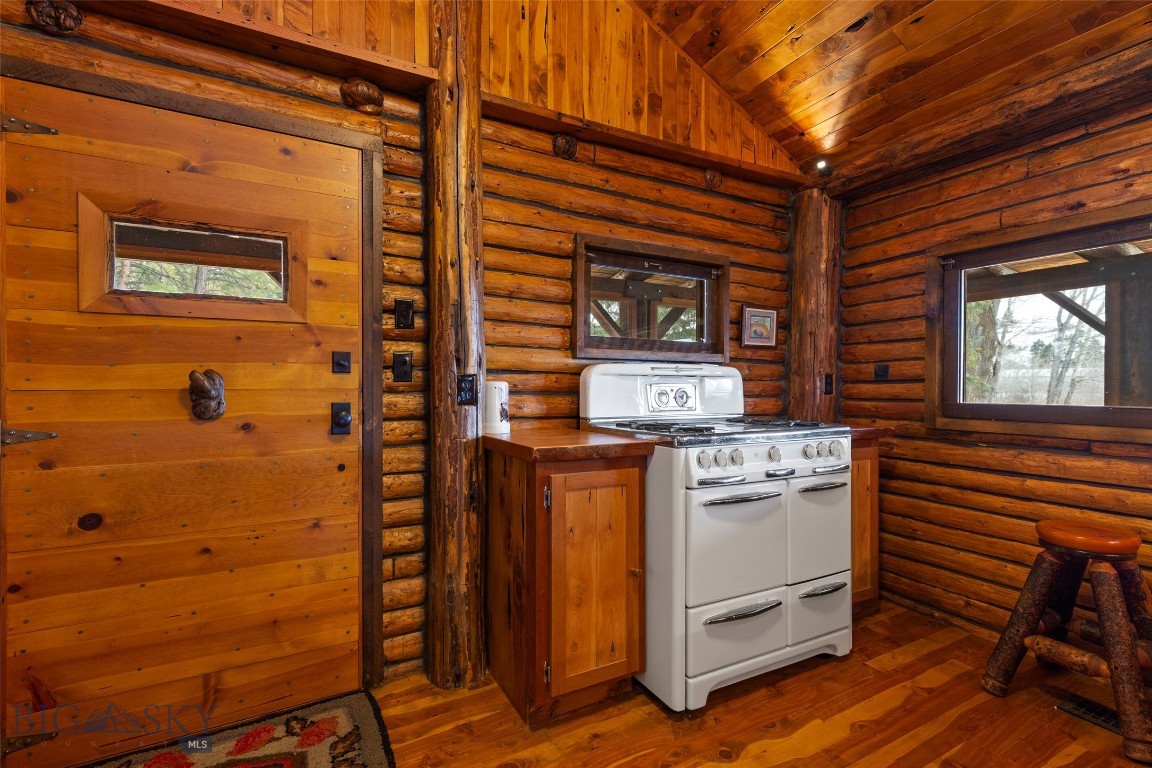 50 Moffit Gulch Road