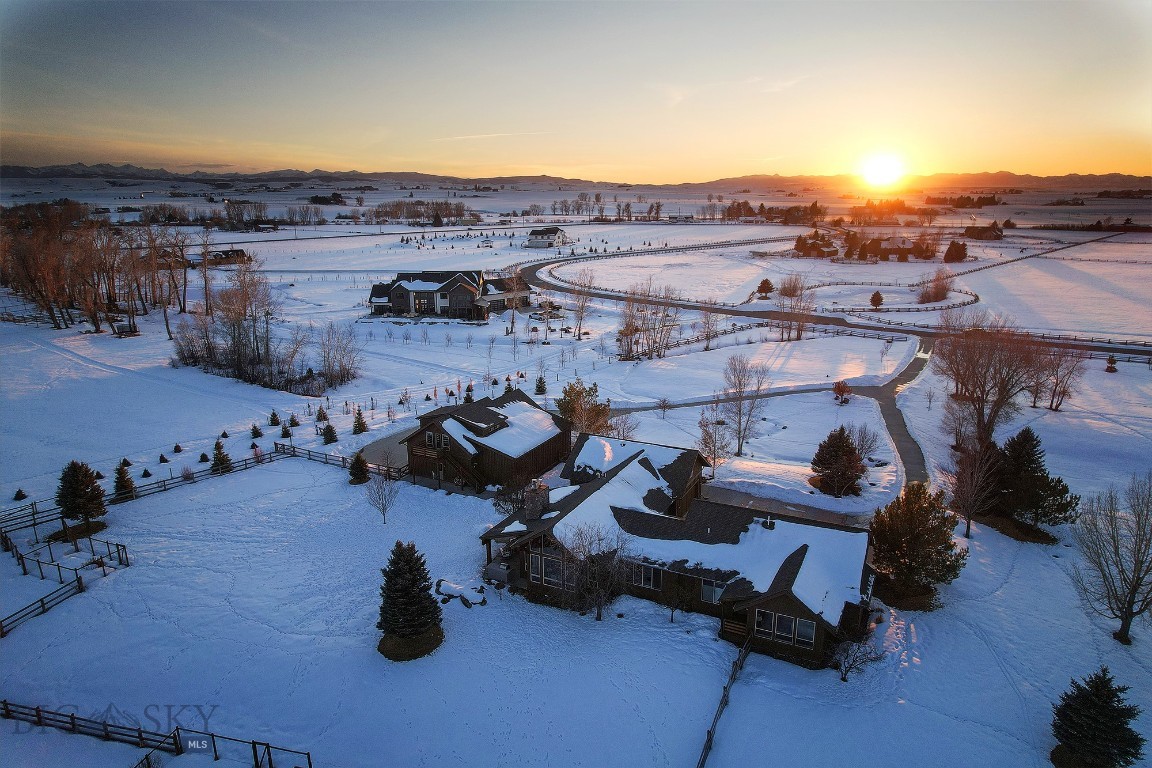 430 Rocking Horse Drive