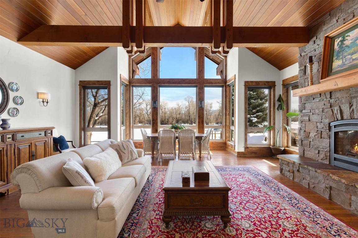 430 Rocking Horse Drive