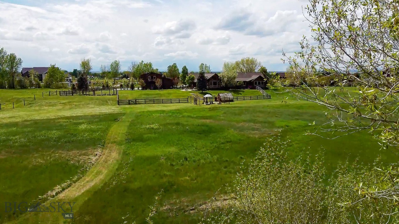 430 Rocking Horse Drive