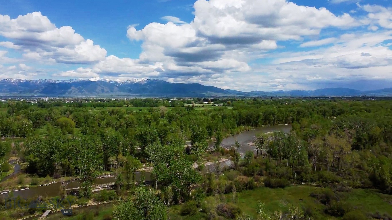 430 Rocking Horse Drive