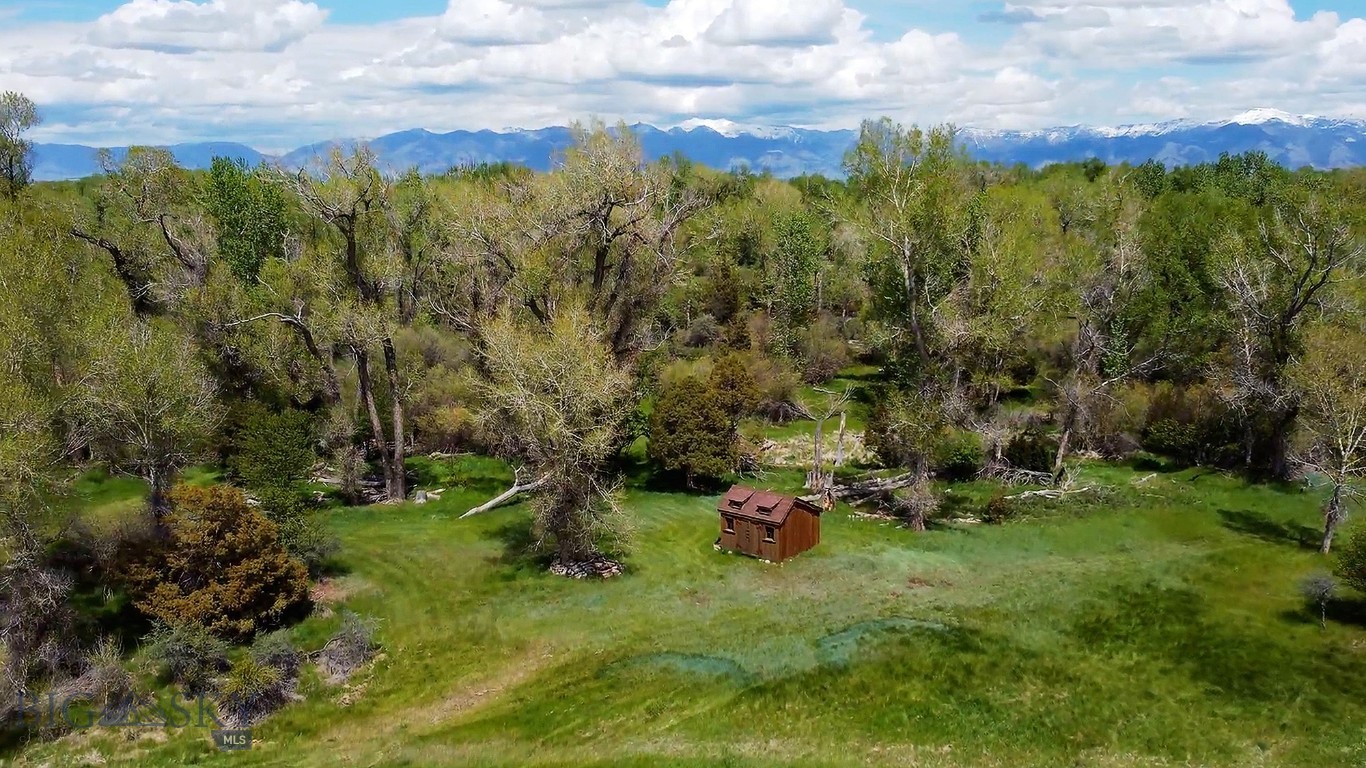 430 Rocking Horse Drive