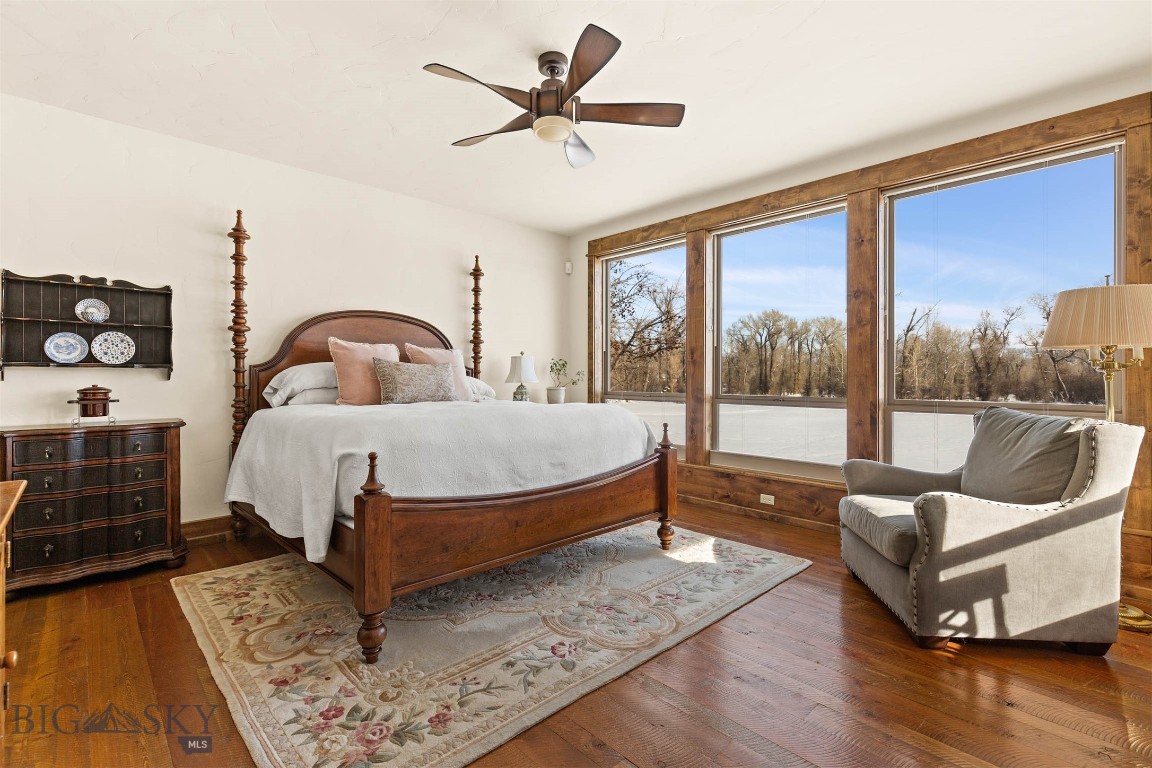 430 Rocking Horse Drive