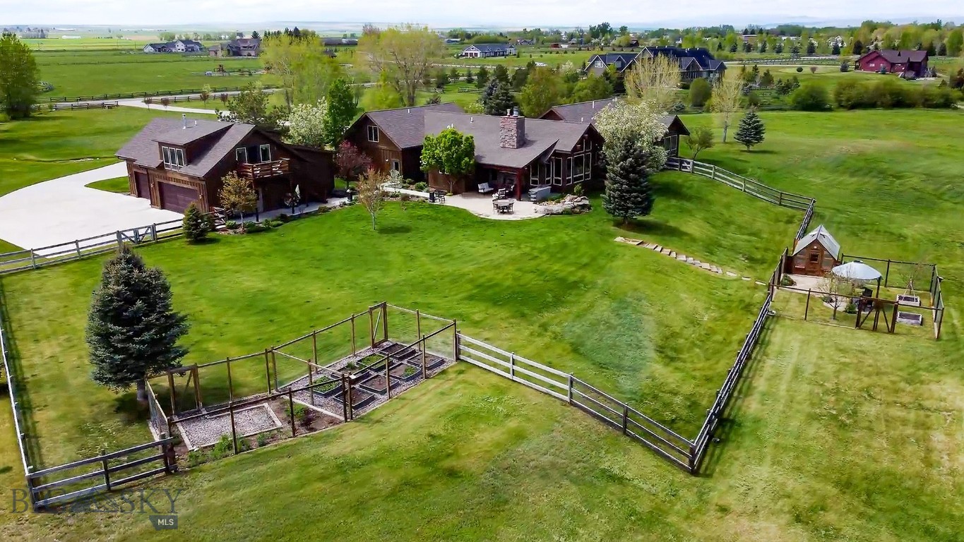 430 Rocking Horse Drive