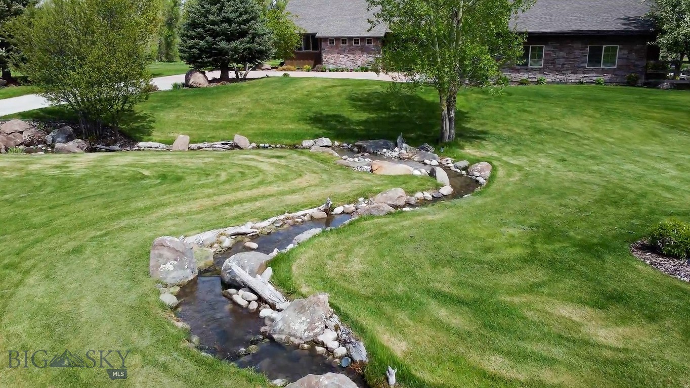 430 Rocking Horse Drive