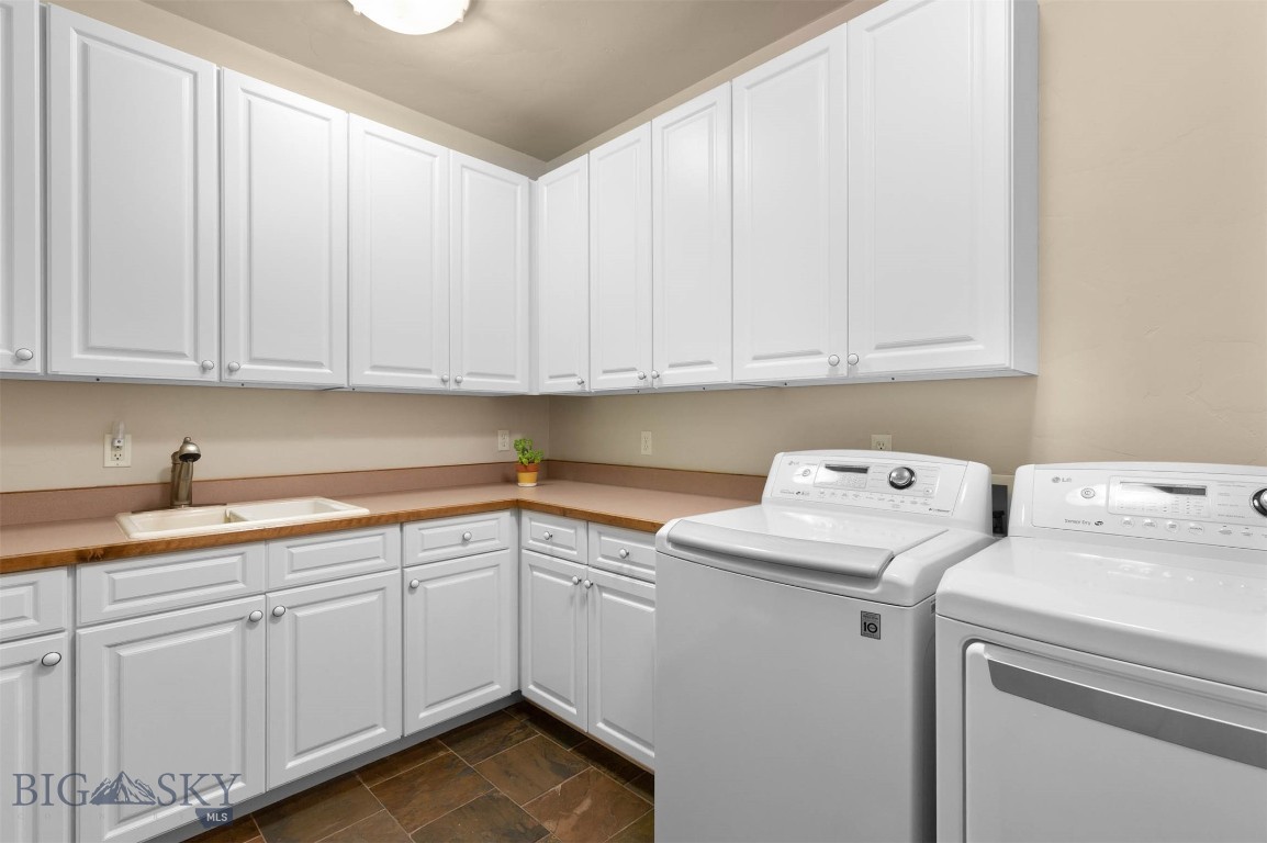 430 Rocking Horse Drive