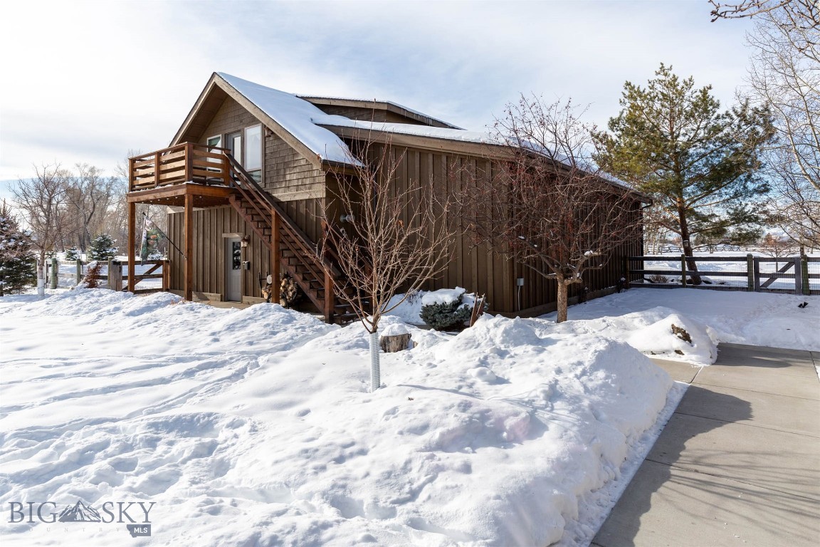 430 Rocking Horse Drive