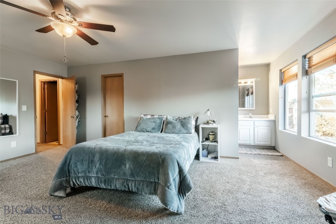 1781 W Kagy Boulevard