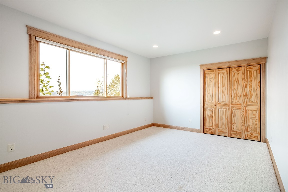 2355 Mount Ellis Lane