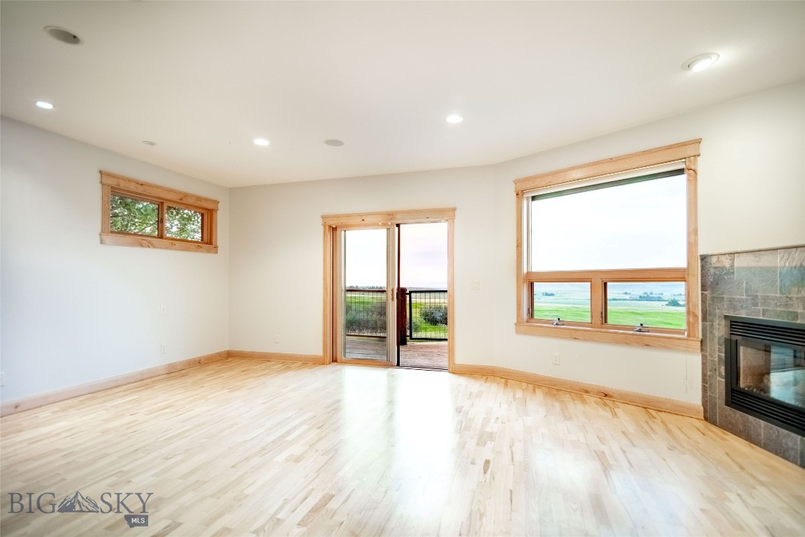 2355 Mount Ellis Lane