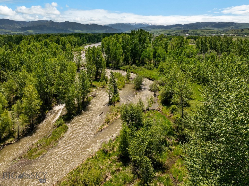 12921 & 12923 Axtell Gateway Road