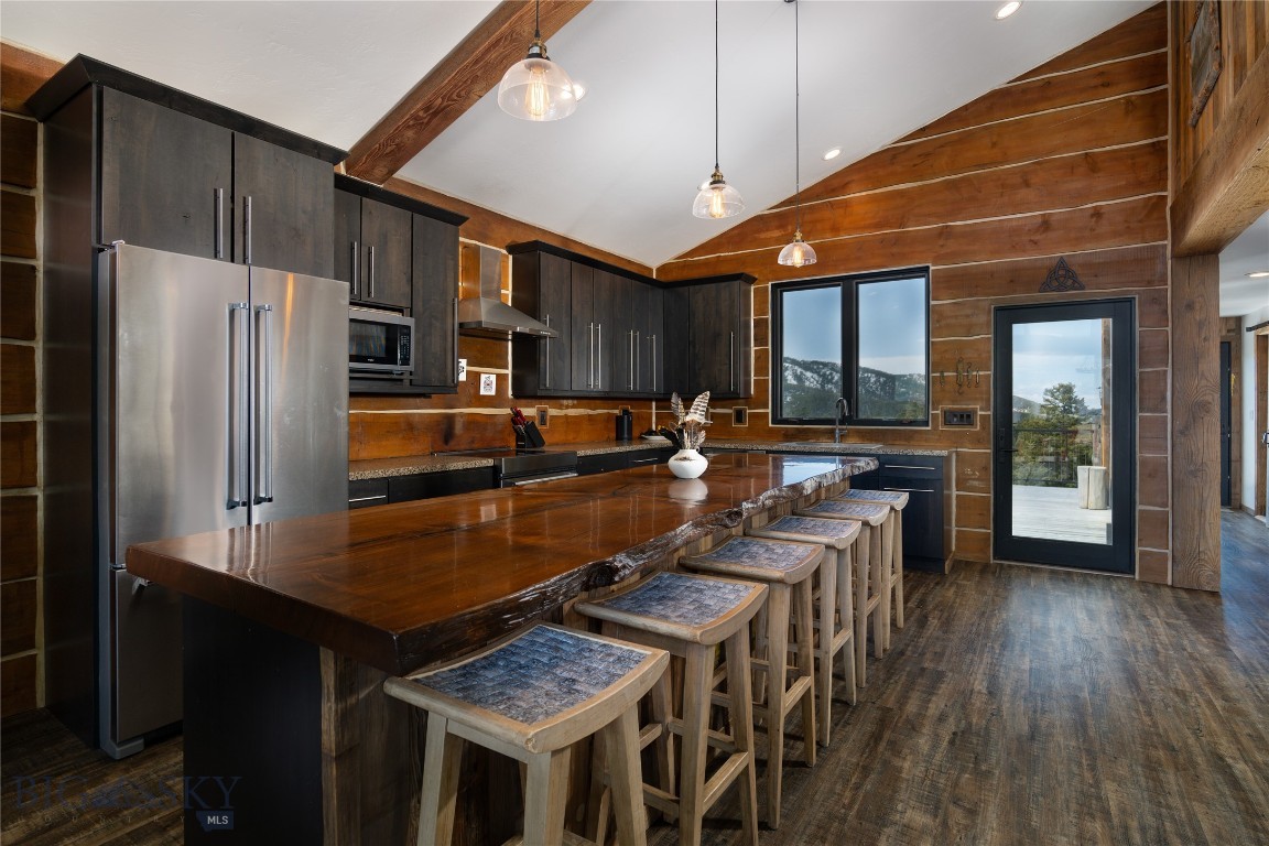 1300 Goose Ridge Road