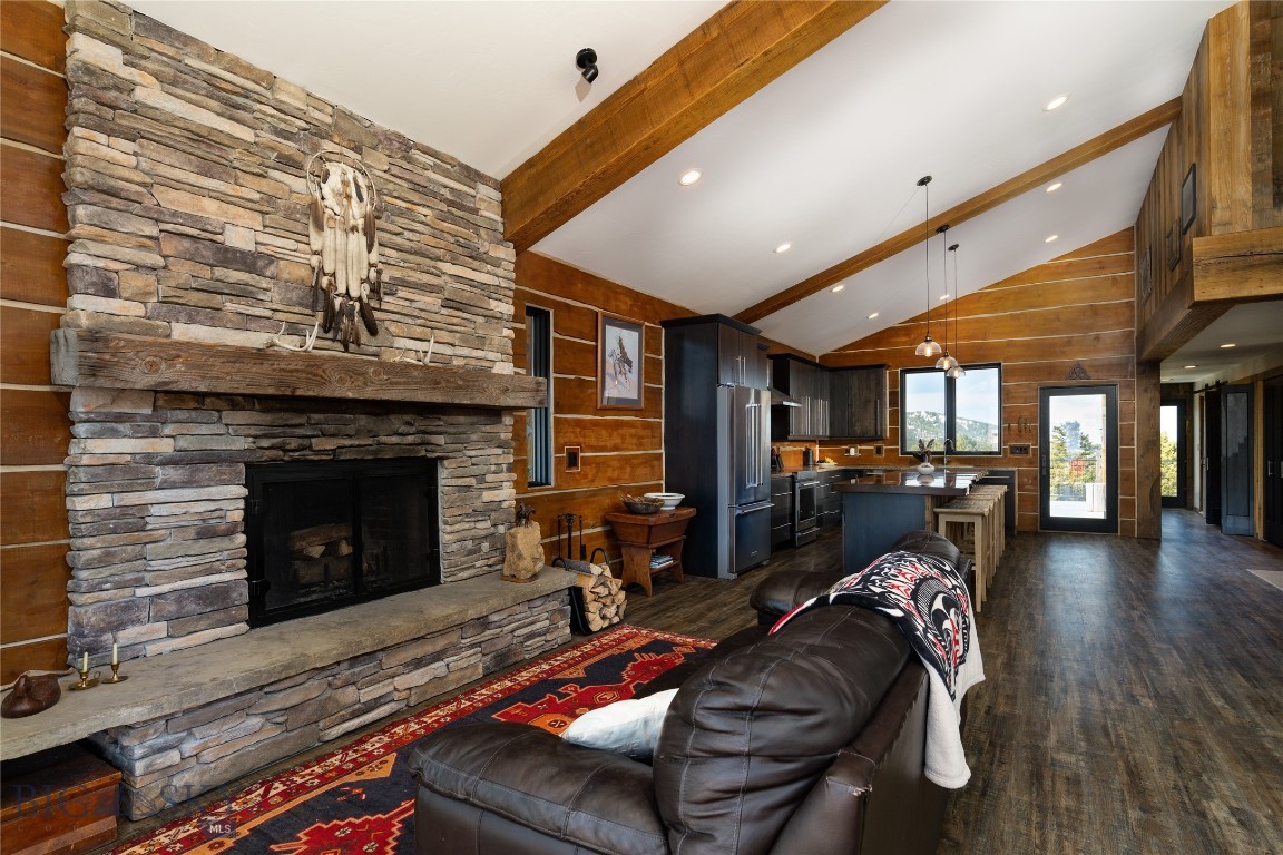 1300 Goose Ridge Road