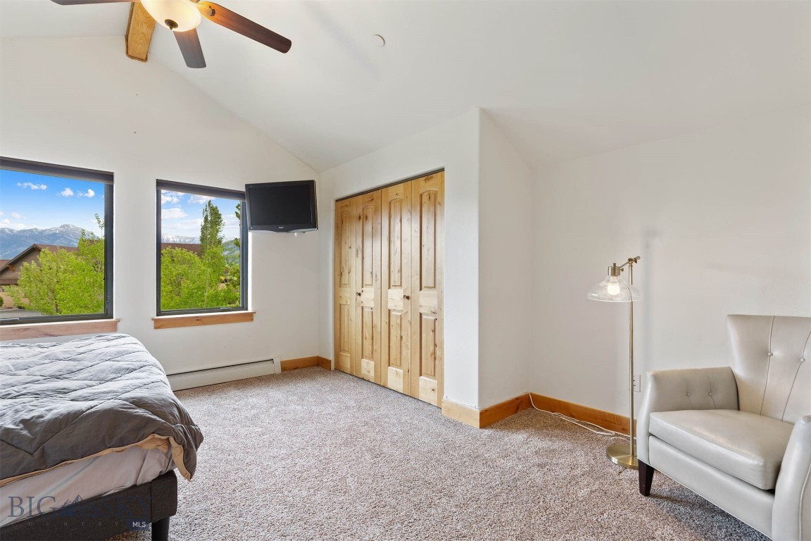 198 Farmland Crossing