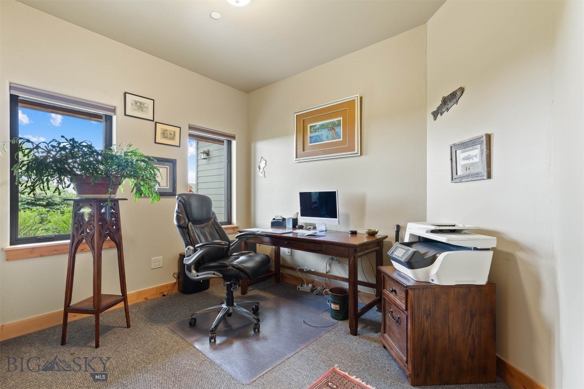 198 Farmland Crossing