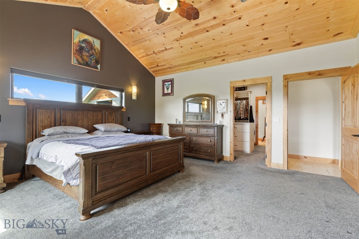 198 Farmland Crossing