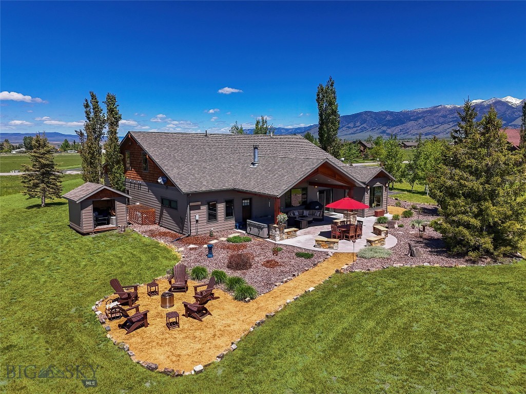 198 Farmland Crossing