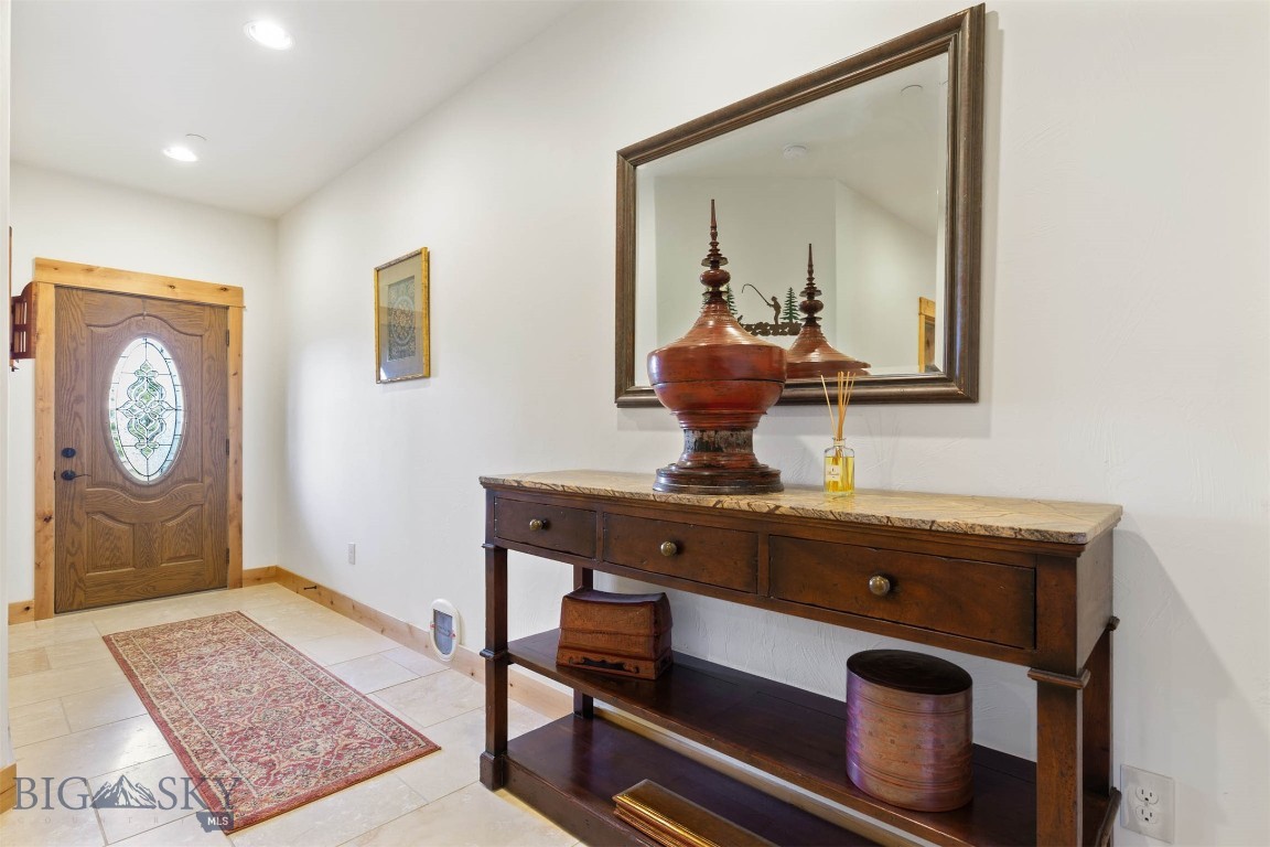 198 Farmland Crossing