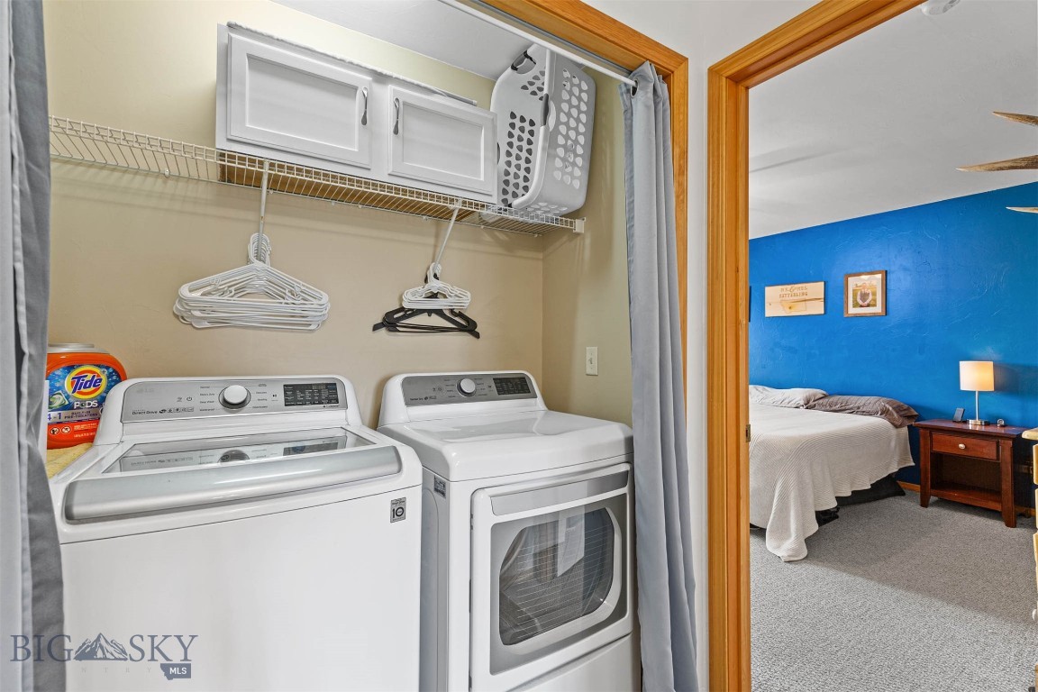 921 N River Rock Road