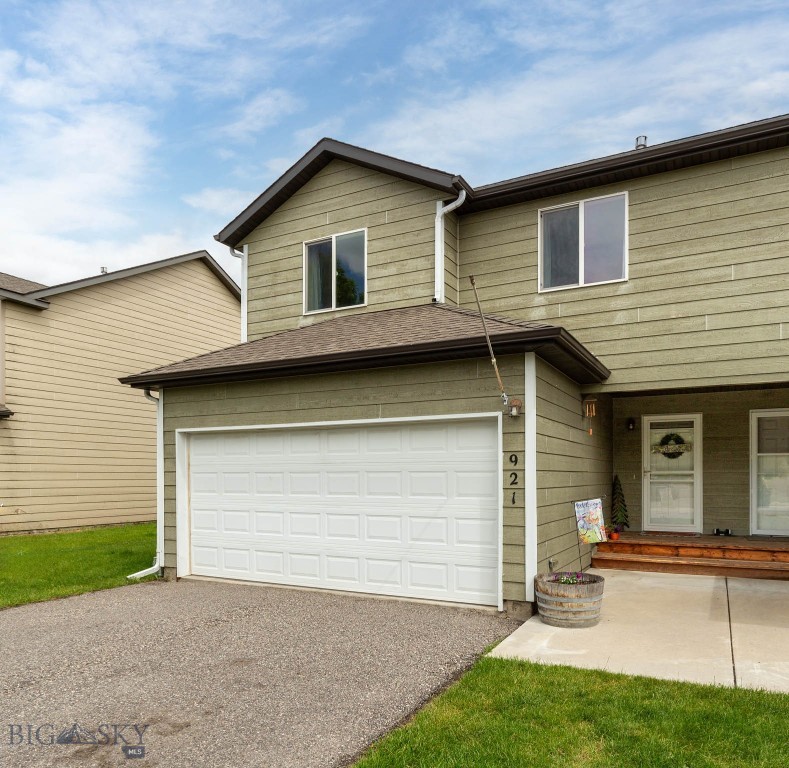 921 N River Rock Road