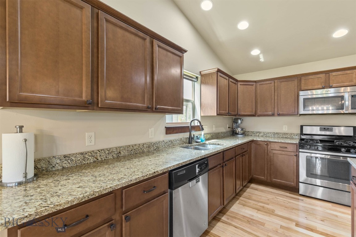 1098 Ferguson Avenue