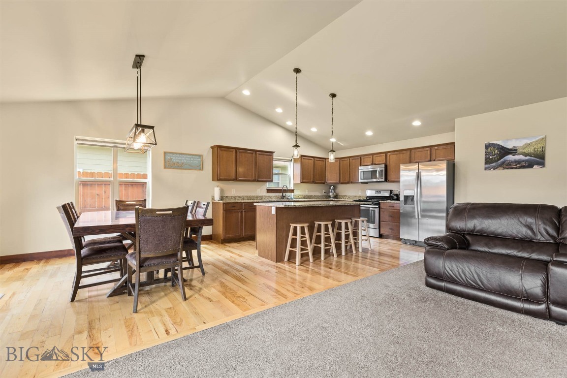 1098 Ferguson Avenue