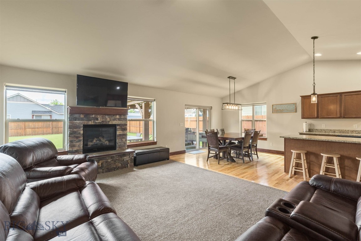 1098 Ferguson Avenue