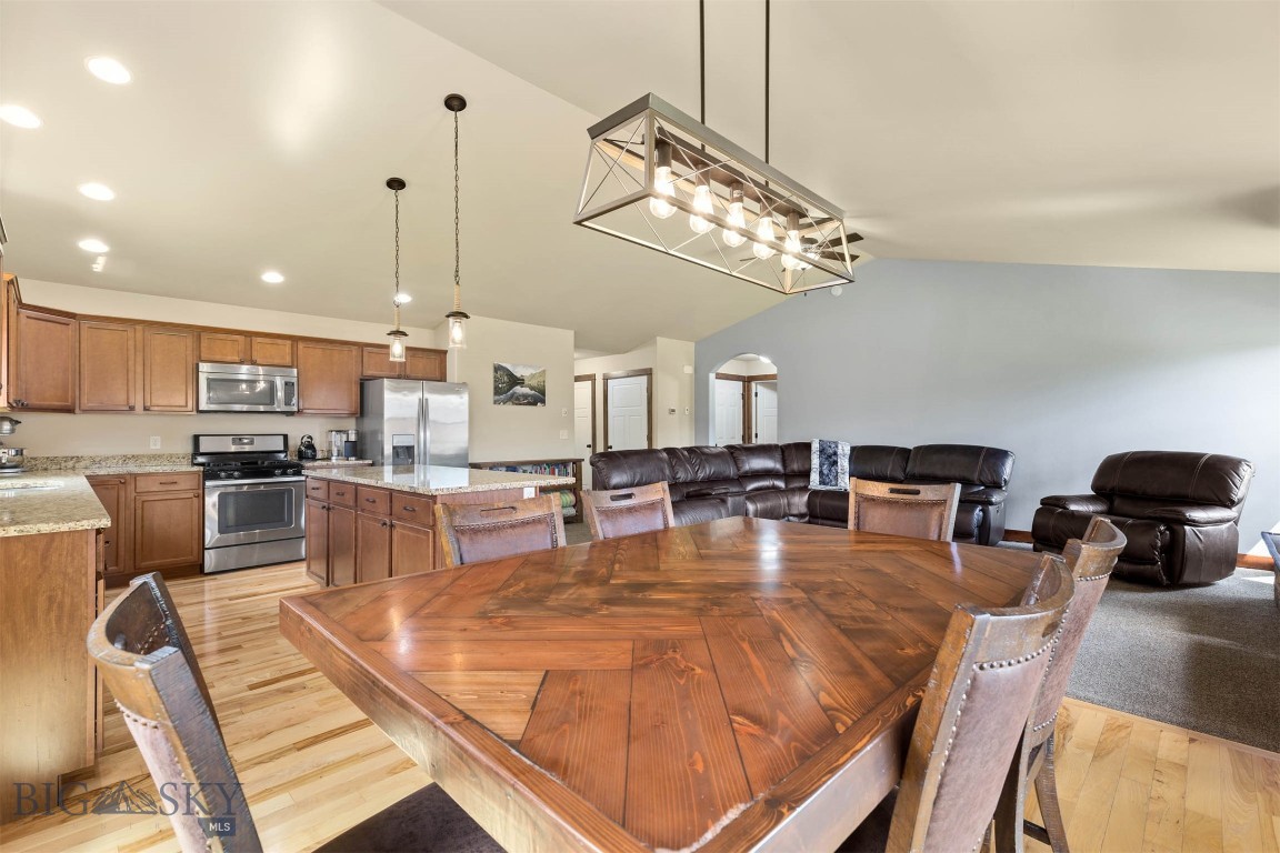 1098 Ferguson Avenue