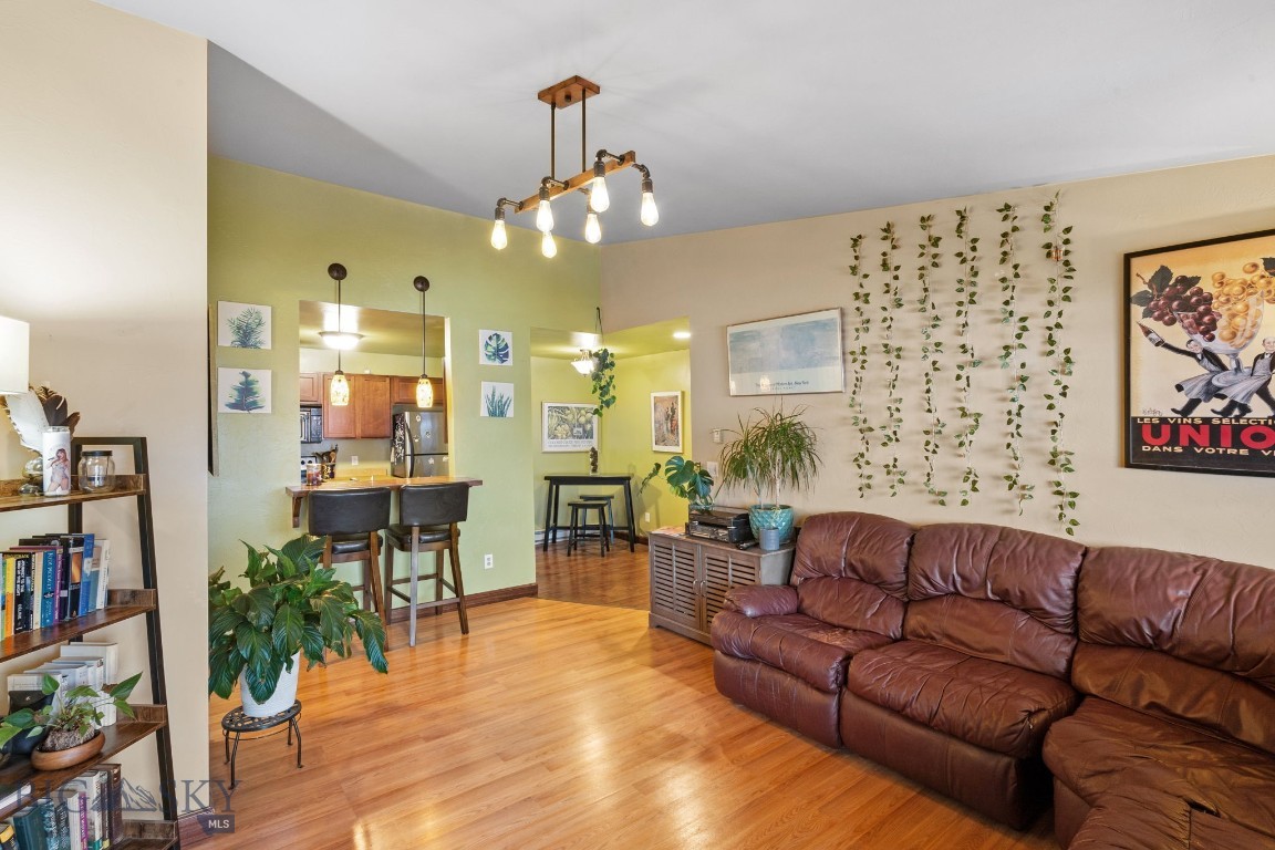 4673 Bembrick Street 3D