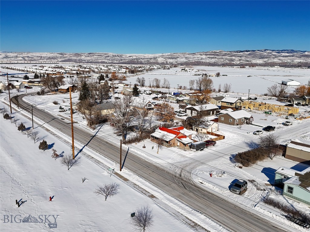 401 W Railroad Avenue N