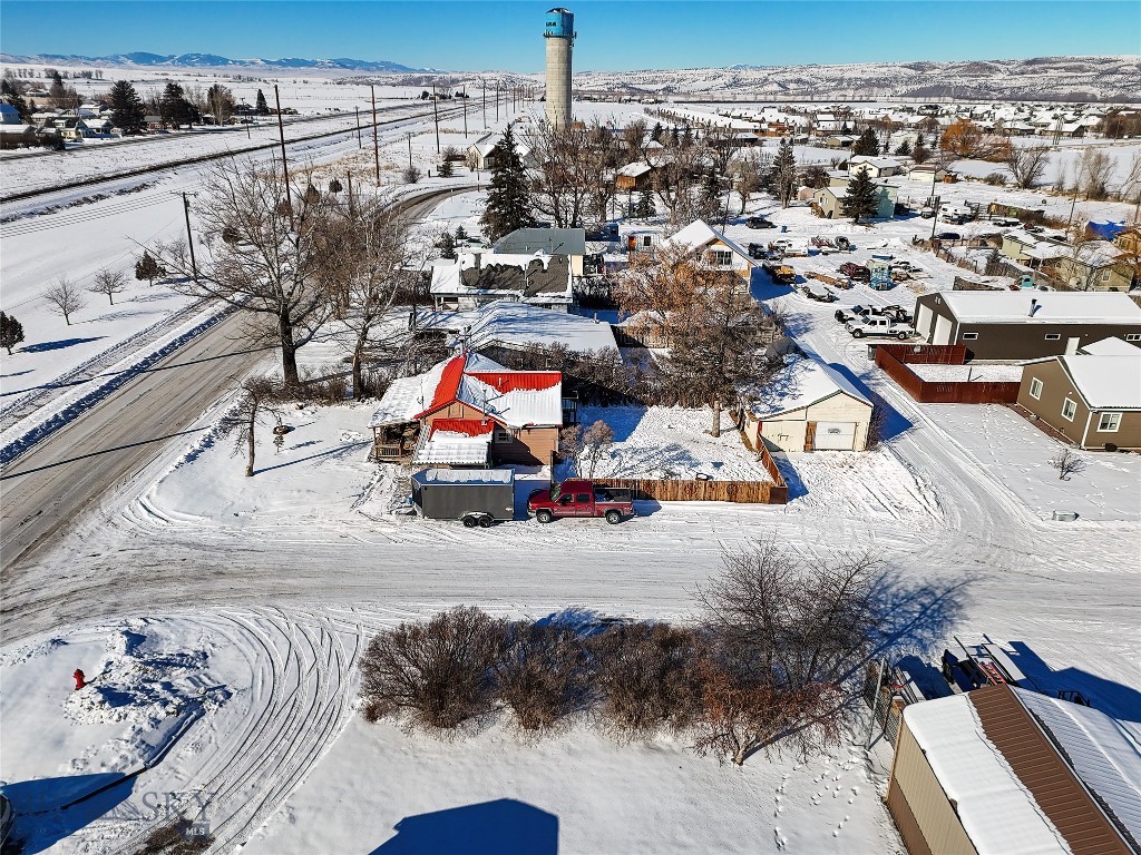 401 W Railroad Avenue N